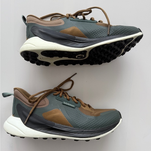 Lululemon Blissfeel Trail Womens Running Shoe | size 8 | - Picture 3 of 10
